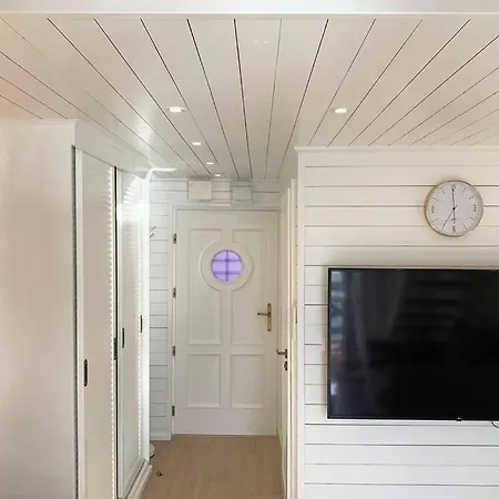 House * Senec