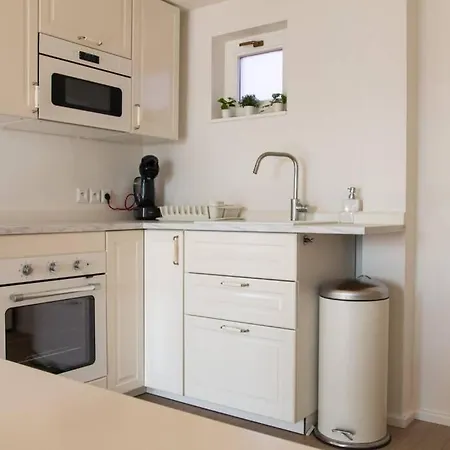 House Senec